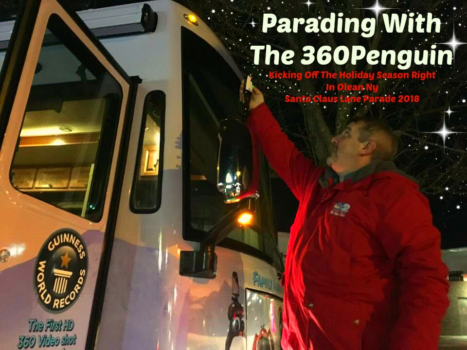 360Rize Santa Parade Penguin